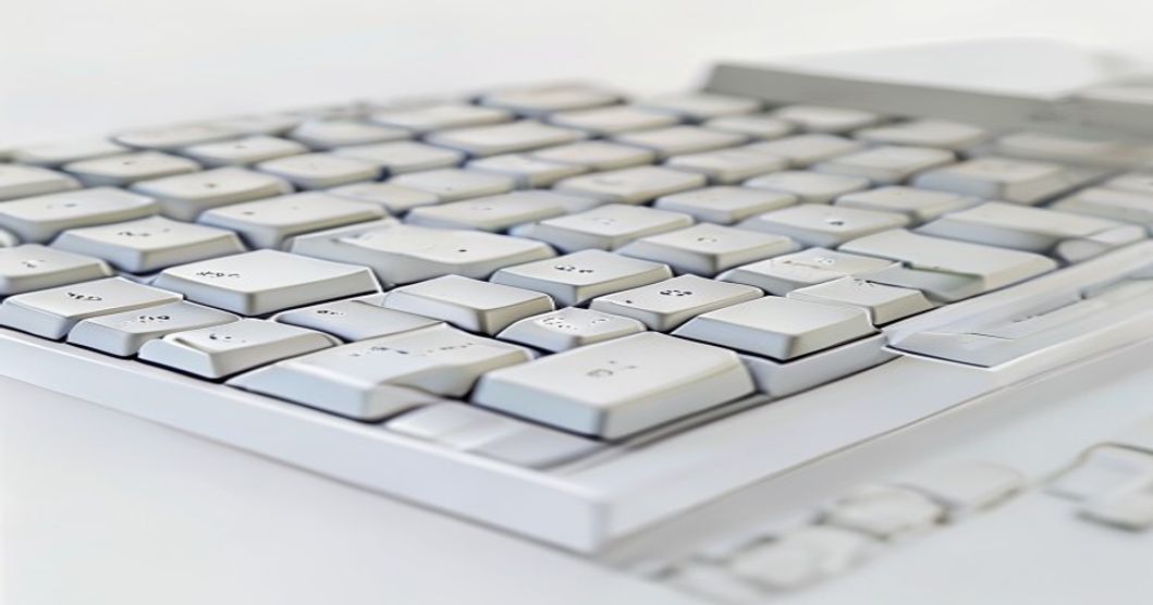Keychron K2 V2 keyboard