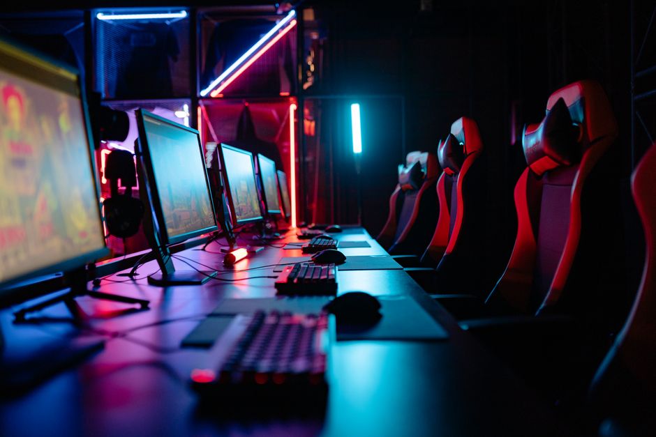 Portable Gaming Laptops Under 500 For Competitive Esports (Updated Guide)